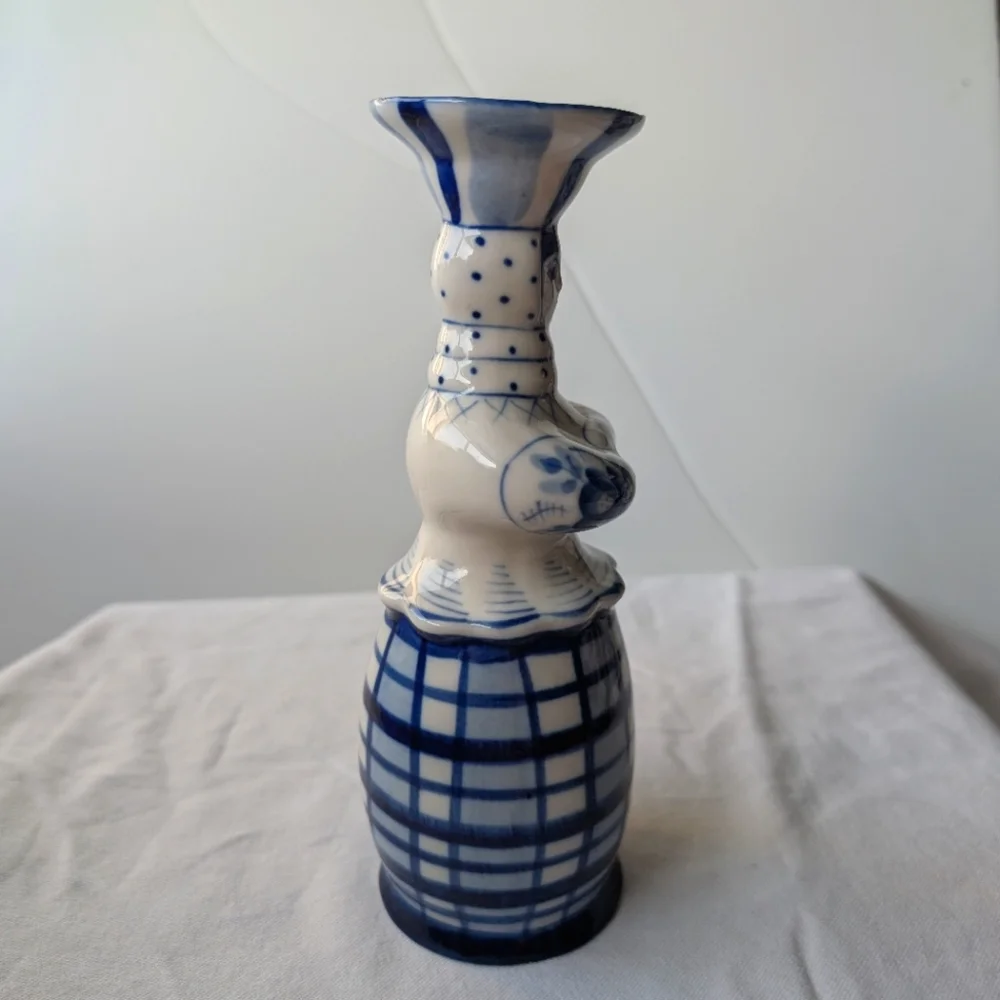 Russian Gzhel Handpainted Blue Detail Girl & Kitten Porcelain Vase Vintage